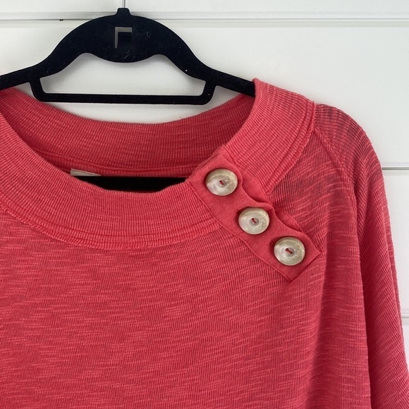 Free People | Scarlet Red Pink Long Sleeve with 3 Buttons | Great Condition - Picture 4 of 7